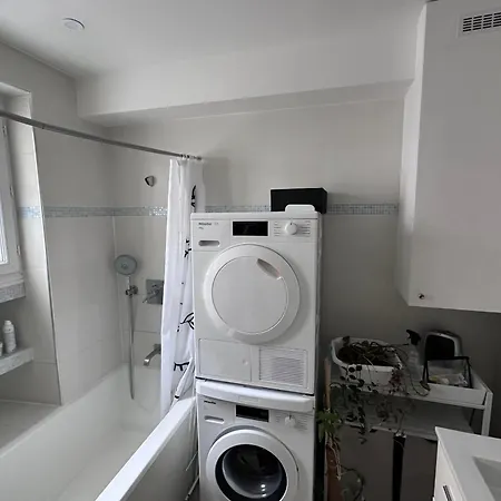 Appartement Spacious T2 - Near Place De La Nation Parijs