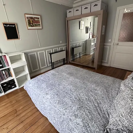Spacious T2 - Near Place De La Nation Appartement Parijs