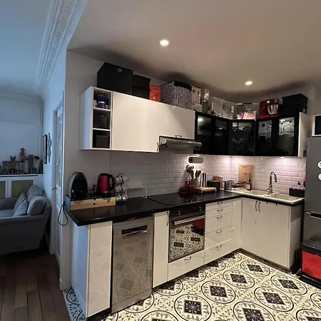 Spacious T2 - Near Place De La Nation *