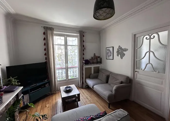 Spacious T2 - Near Place De La Nation *