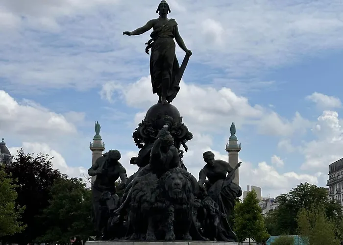 Апартаменты Spacious T2 - Near Place De La Nation *